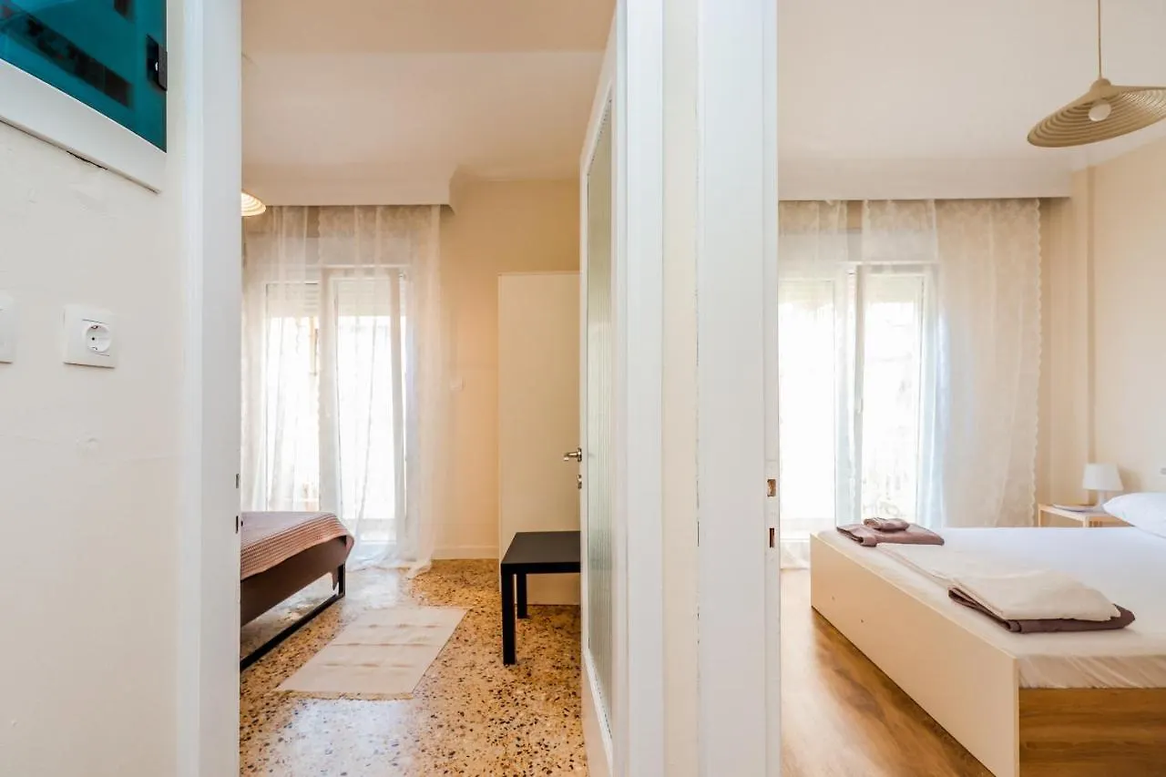 Grand Apartment Next To Center 3Bd 110Sqm Thessaloniki 0*,  Greece