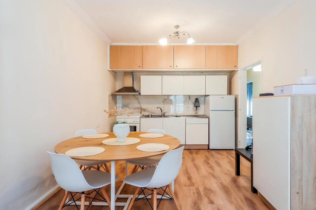 Grand Apartment Next To Center 3Bd 110Sqm Thessaloniki
